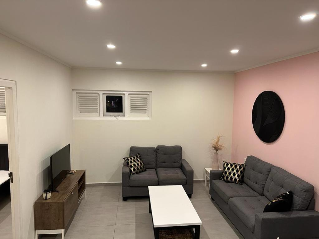 Windmill Apartments Curacao วิลเลมสตัด ภายนอก รูปภาพ